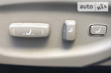 Позашляховик / Кросовер Kia Sorento 2010 в 