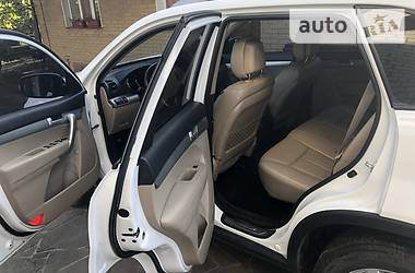 Позашляховик / Кросовер Kia Sorento 2010 в 