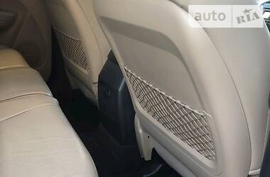 Позашляховик / Кросовер Kia Sorento 2010 в 