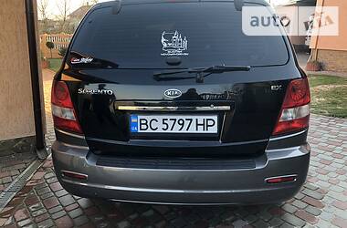 Позашляховик / Кросовер Kia Sorento 2005 в 