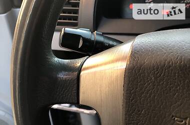 Позашляховик / Кросовер Kia Sorento 2005 в 