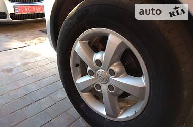 Позашляховик / Кросовер Kia Sorento 2007 в 
