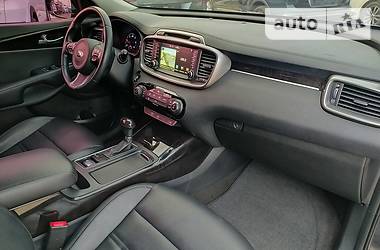 Позашляховик / Кросовер Kia Sorento 2016 в 
