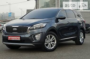 Позашляховик / Кросовер Kia Sorento 2016 в 