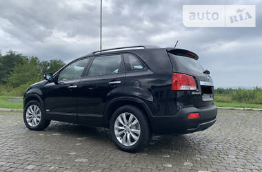 Внедорожник / Кроссовер Kia Sorento 2011 в Яремче