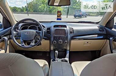 Внедорожник / Кроссовер Kia Sorento 2012 в Харькове