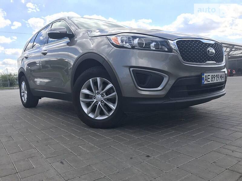 Внедорожник / Кроссовер Kia Sorento 2015 в Днепре