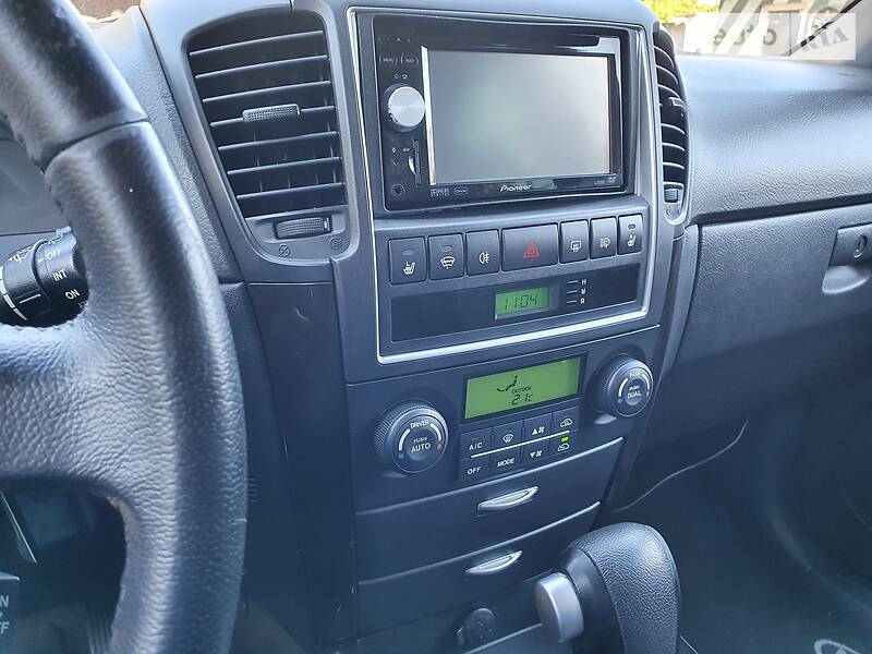 Позашляховик / Кросовер Kia Sorento 2009 в Києві