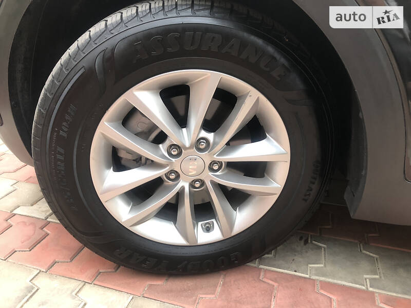 Позашляховик / Кросовер Kia Sorento 2015 в Одесі