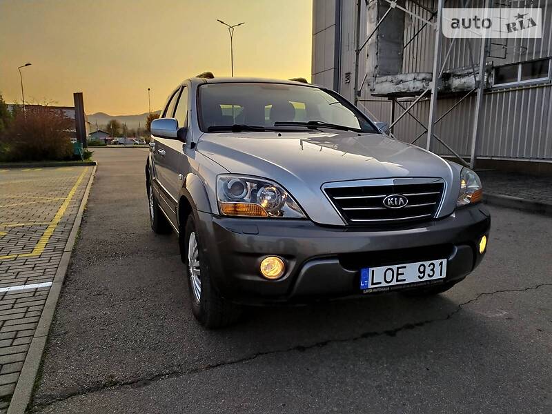 Внедорожник / Кроссовер Kia Sorento 2008 в Тячеве