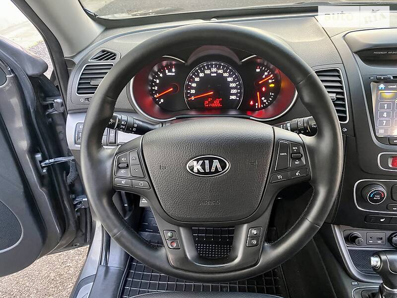 Позашляховик / Кросовер Kia Sorento 2012 в Києві фото 24 Позашляховик / Кросовер Kia Sorento 2012 в Києві