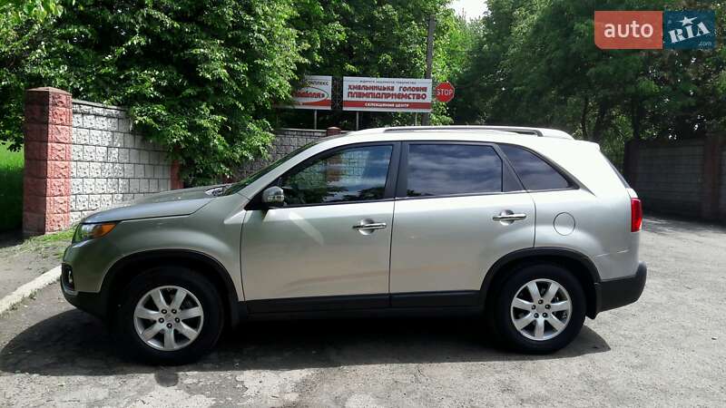 Внедорожник / Кроссовер Kia Sorento 2012 в Хмельницком