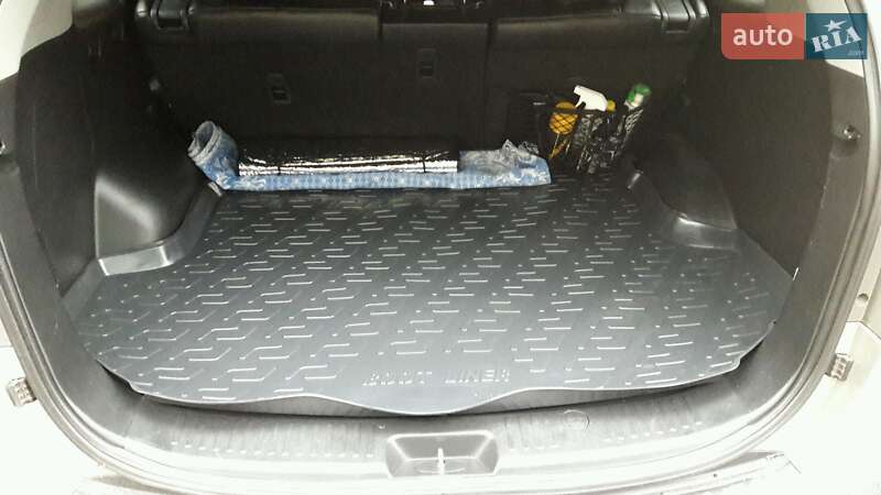 Внедорожник / Кроссовер Kia Sorento 2012 в Хмельницком