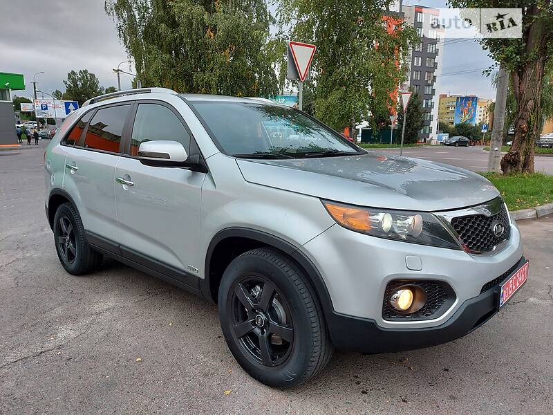 Внедорожник / Кроссовер Kia Sorento 2011 в Ровно