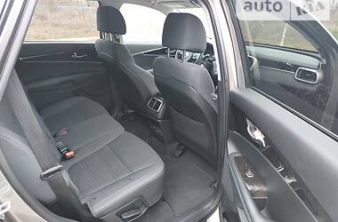 Внедорожник / Кроссовер Kia Sorento 2017 в 