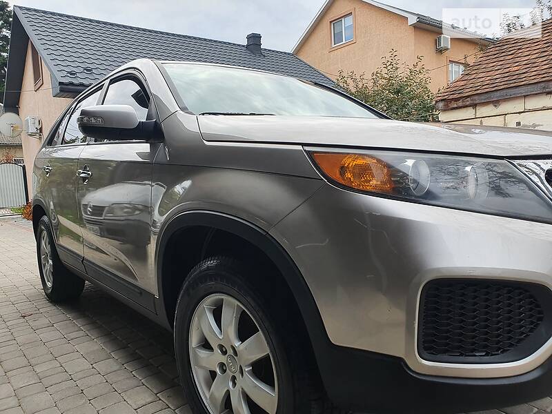 Универсал Kia Sorento 2012 в Мукачево