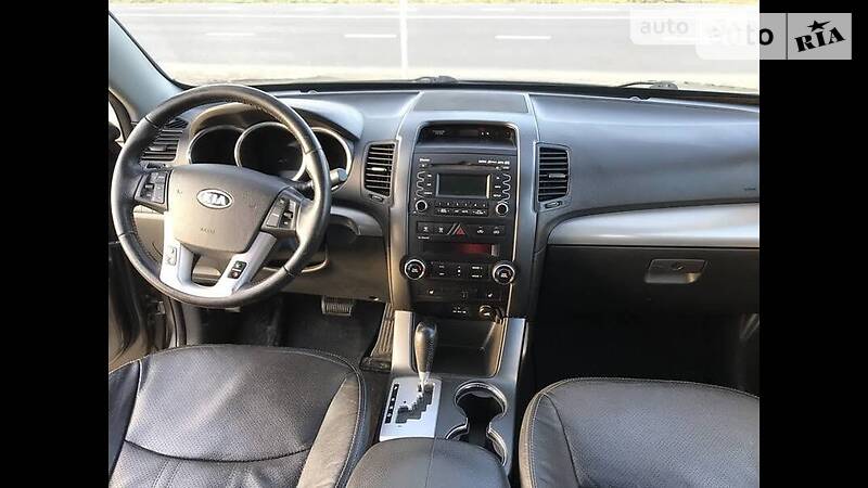 Внедорожник / Кроссовер Kia Sorento 2010 в Ужгороде фото 4 Внедорожник / Кроссовер Kia Sorento 2010 в Ужгороде