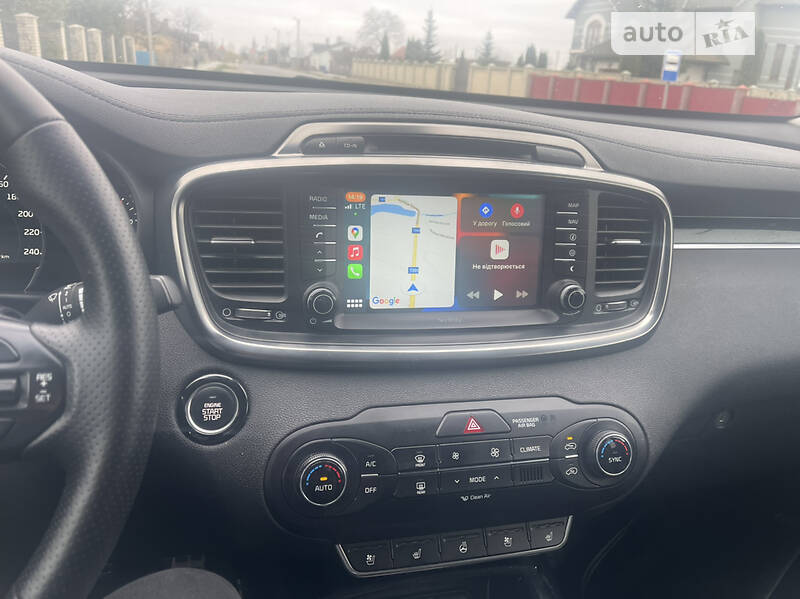Внедорожник / Кроссовер Kia Sorento 2016 в Тернополе