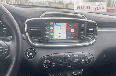 Внедорожник / Кроссовер Kia Sorento 2016 в 