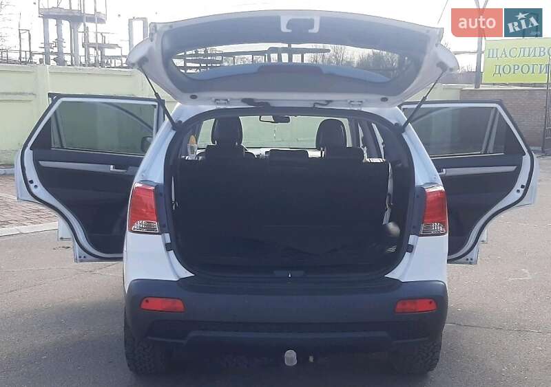 Внедорожник / Кроссовер Kia Sorento 2011 в Дрогобыче