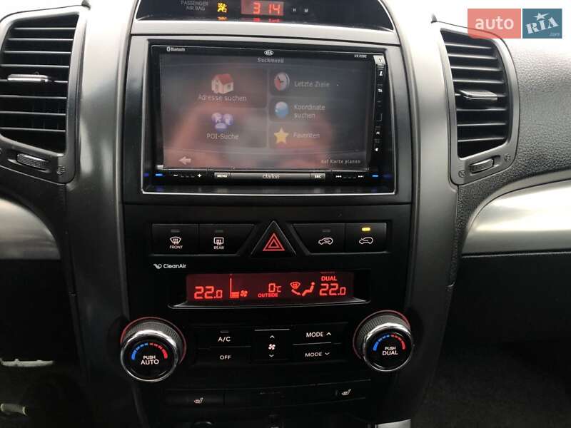 Внедорожник / Кроссовер Kia Sorento 2010 в Калуше