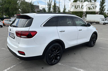 Внедорожник / Кроссовер Kia Sorento 2019 в 