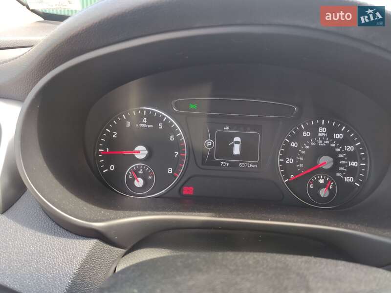 Позашляховик / Кросовер Kia Sorento 2015 в Чернівцях фото 16 Позашляховик / Кросовер Kia Sorento 2015 в Чернівцях