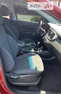 Внедорожник / Кроссовер Kia Sorento 2018 в 