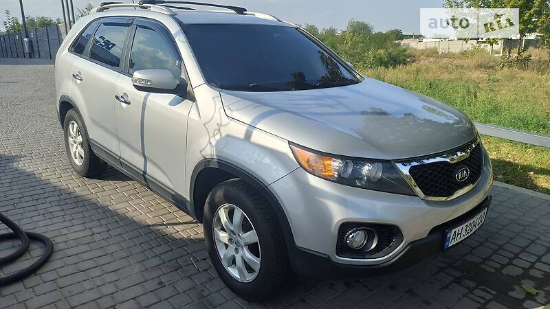 Позашляховик / Кросовер Kia Sorento 2011 в Києві