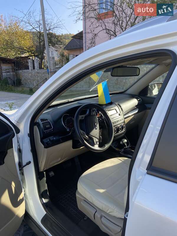Позашляховик / Кросовер Kia Sorento 2013 в Бережанах