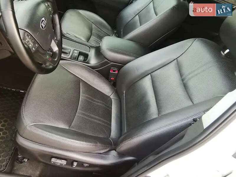 Внедорожник / Кроссовер Kia Sorento 2013 в Одессе