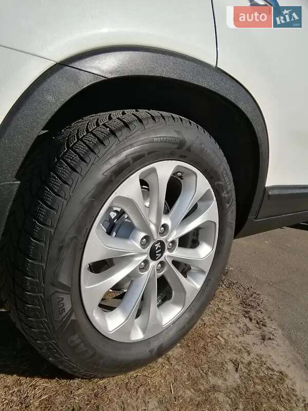 Внедорожник / Кроссовер Kia Sorento 2013 в Одессе