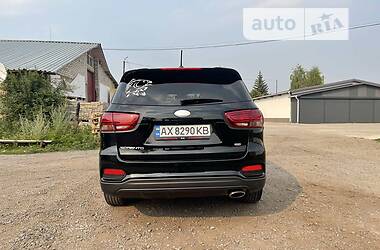 Внедорожник / Кроссовер Kia Sorento 2019 в Первомайске