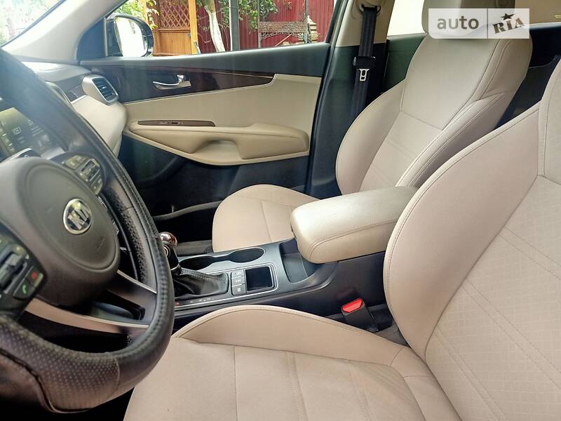 Внедорожник / Кроссовер Kia Sorento 2017 в Хмельницком