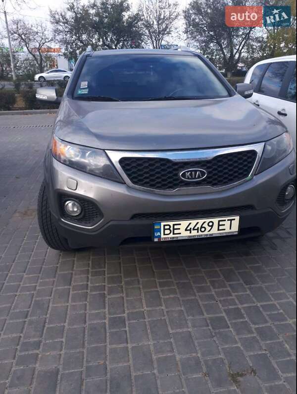 Позашляховик / Кросовер Kia Sorento 2010 в Миколаєві