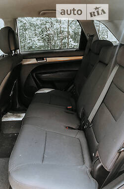 Внедорожник / Кроссовер Kia Sorento 2011 в 