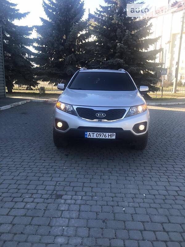 Внедорожник / Кроссовер Kia Sorento 2010 в Ивано-Франковске