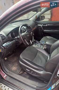 Внедорожник / Кроссовер Kia Sorento 2011 в 