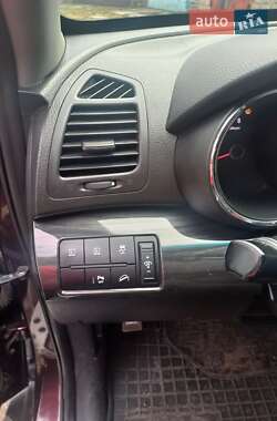 Внедорожник / Кроссовер Kia Sorento 2011 в 