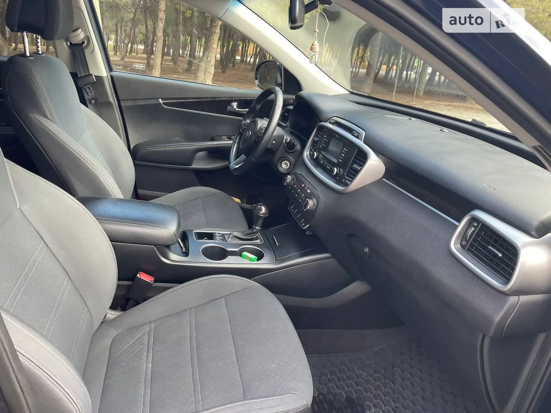 2015 Kia Sorento - мініатюра 4