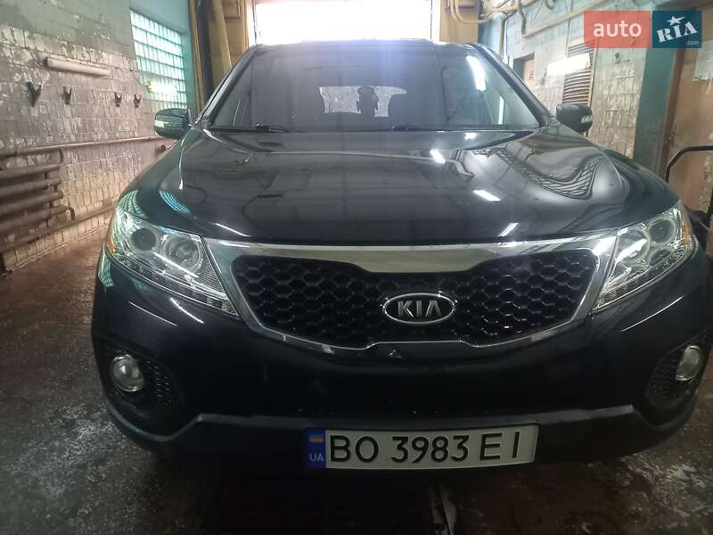 Внедорожник / Кроссовер Kia Sorento 2010 в 