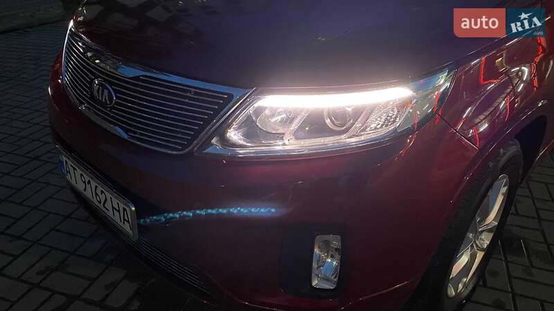 Позашляховик / Кросовер Kia Sorento 2014 в Івано-Франківську