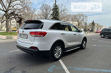 Внедорожник / Кроссовер Kia Sorento 2016 в 