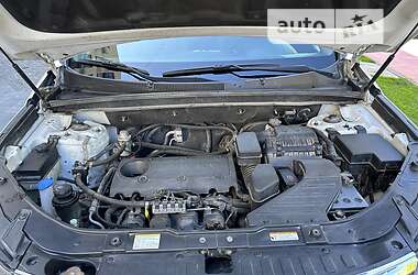 Внедорожник / Кроссовер Kia Sorento 2010 в 