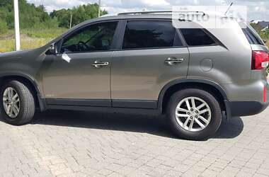 Внедорожник / Кроссовер Kia Sorento 2013 в Городке