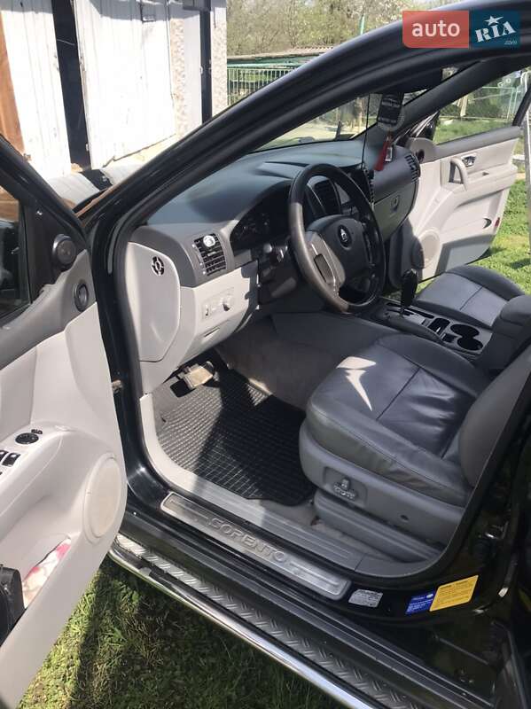 Внедорожник / Кроссовер Kia Sorento 2005 в Ивано-Франковске