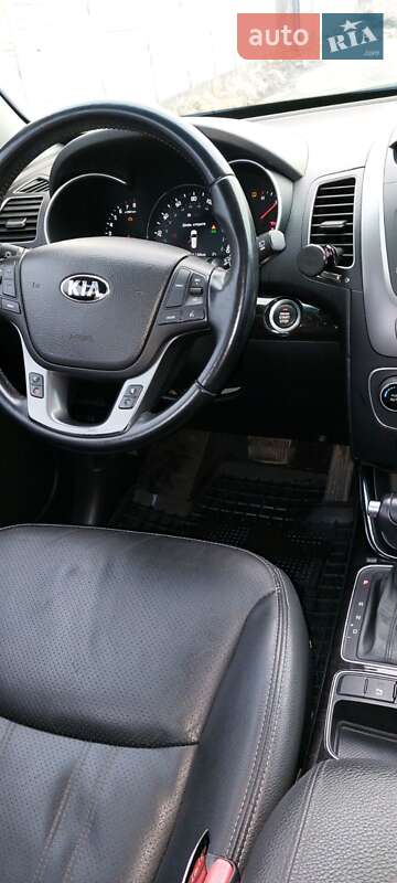 Внедорожник / Кроссовер Kia Sorento 2013 в Луцке