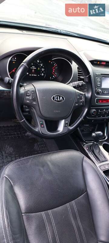 Внедорожник / Кроссовер Kia Sorento 2013 в Луцке