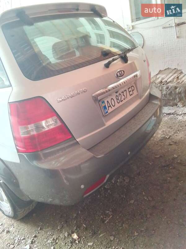 Внедорожник / Кроссовер Kia Sorento 2007 в Тячеве