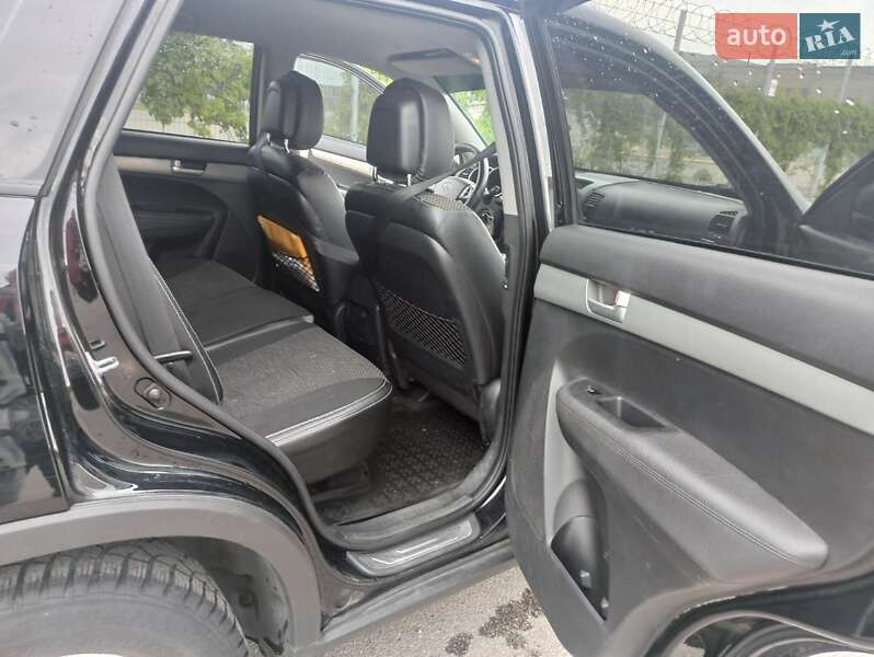 Позашляховик / Кросовер Kia Sorento 2012 в Кривому Розі